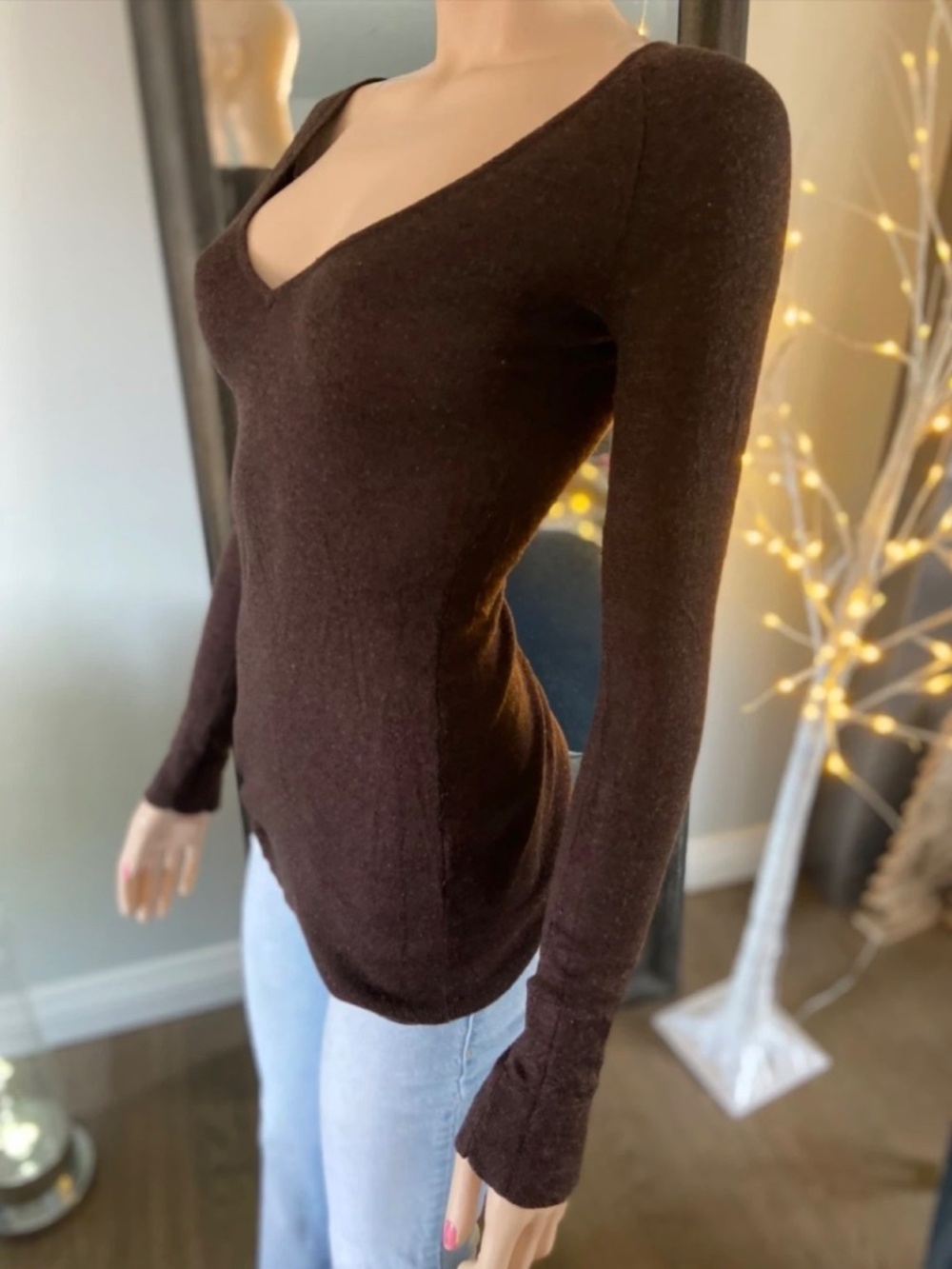 Ladies Brown Long Sleeve Deep V-Neck Sweater - Size S - Picture 5 of 10